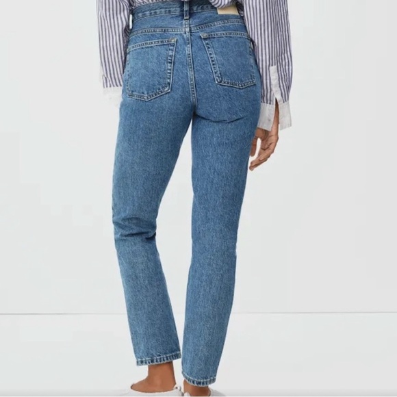 Everlane OG Cheeky Crop Blue Straight Leg Jeans - Picture 2 of 11